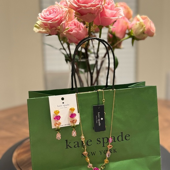 💖Kate Spade Tresure Trove Earrings💖 - Picture 5 of 5